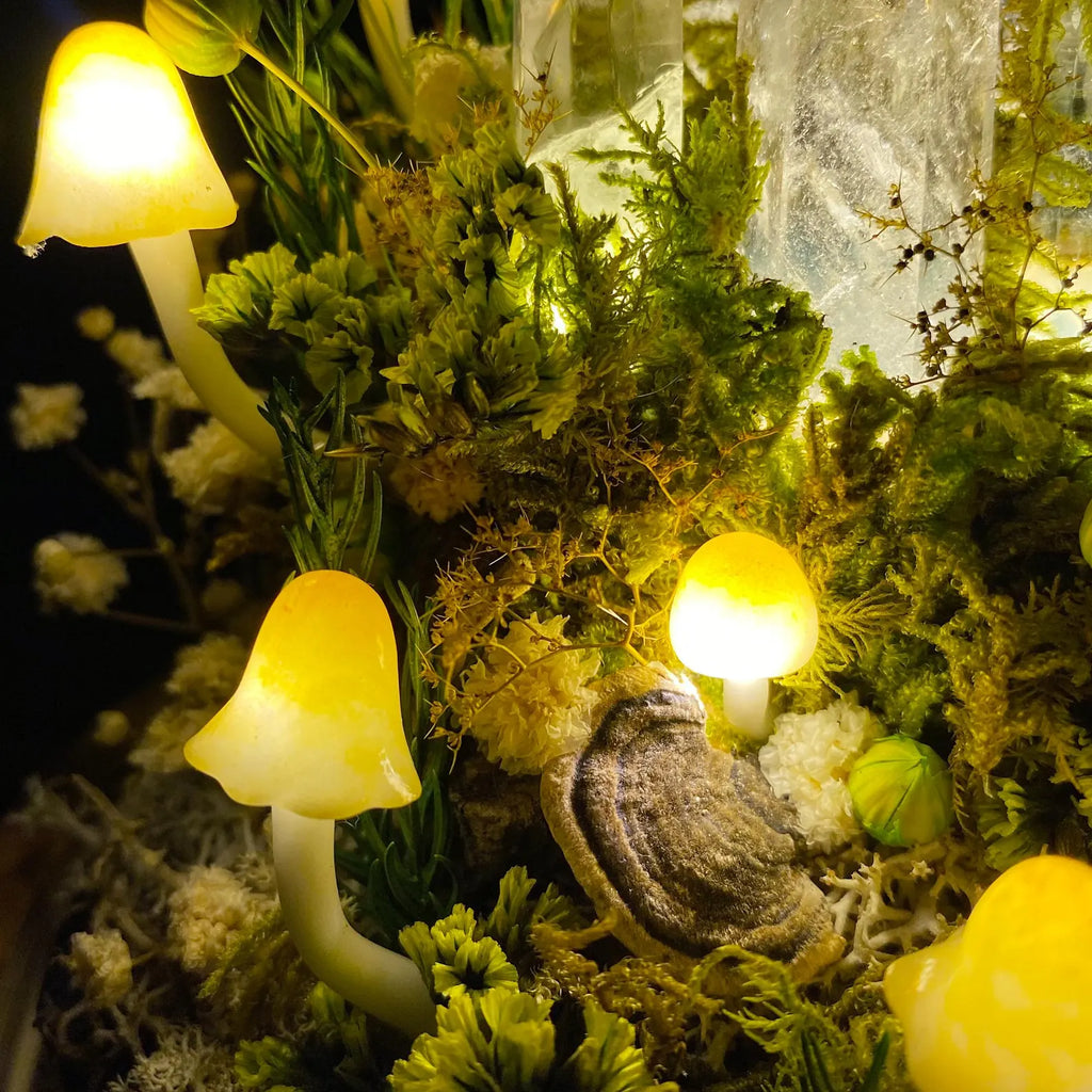 Enchanted Forest Mushroom Lamp – Healing Crystal Nightlight